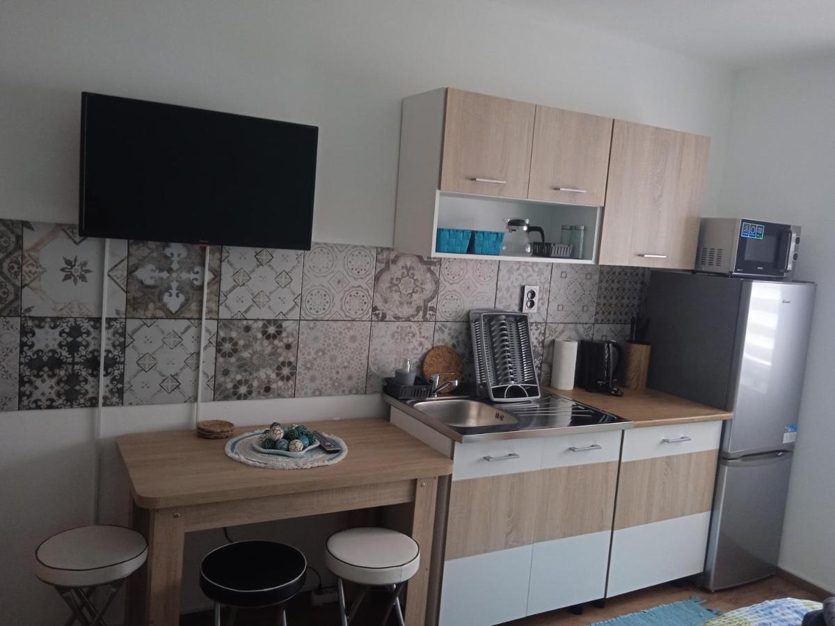 Laumar 3 * Bzenec